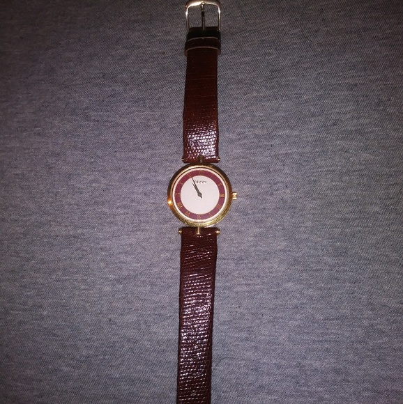 Vintage Gucci watch with genuine lizard skin - Picture 1 of 4